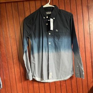 Kids Blue Ombre Checkered Shirt. UNWORN
